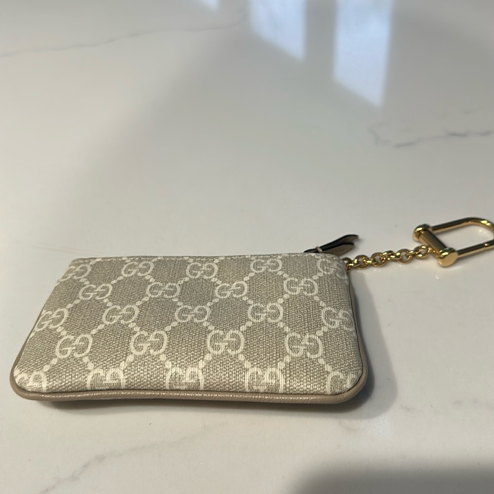 Gucci key chain/coin purse/CASE NIb authentic